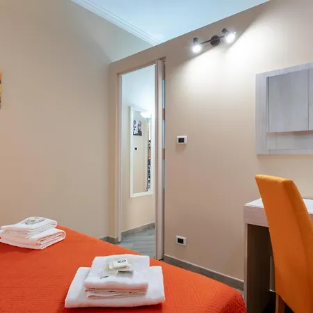 Guesthost - Lemon Tree - Casa Blu & Casa Arancione Apartament *